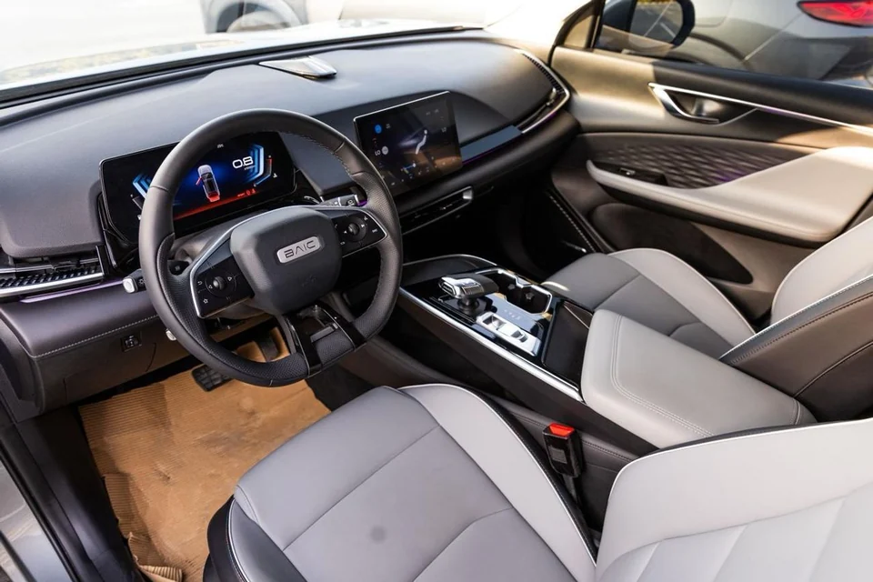 BAIC X55 2026 Gray - photo 11